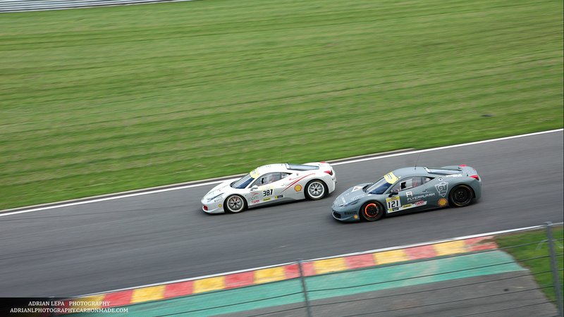 Illustration for article titled A swarm of race cars at Spa-Francorchamps